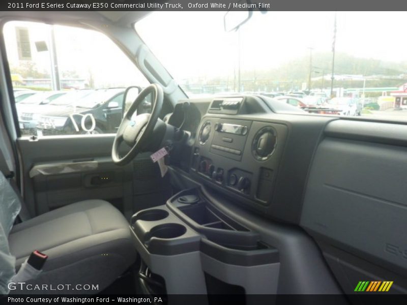 Oxford White / Medium Flint 2011 Ford E Series Cutaway E350 Commercial Utility Truck