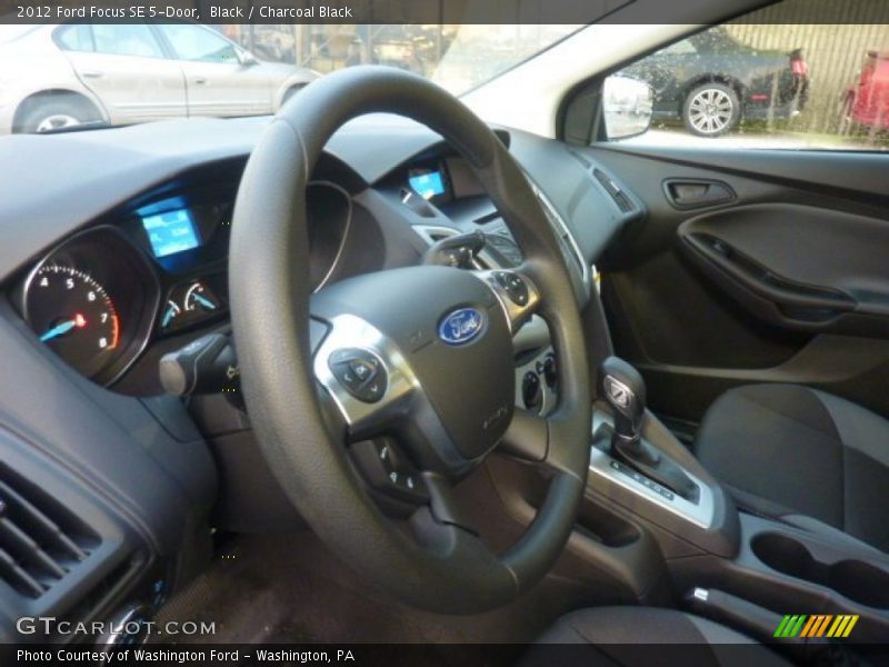 Black / Charcoal Black 2012 Ford Focus SE 5-Door