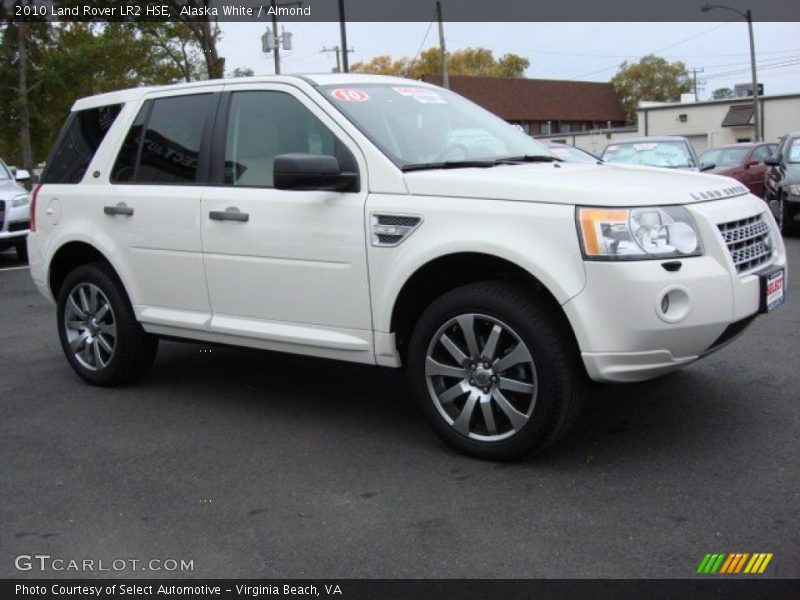 Alaska White / Almond 2010 Land Rover LR2 HSE