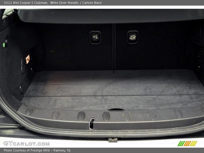 White Silver Metallic / Carbon Black 2011 Mini Cooper S Clubman