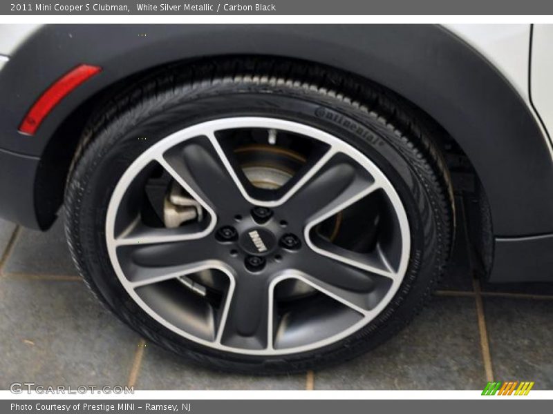 White Silver Metallic / Carbon Black 2011 Mini Cooper S Clubman