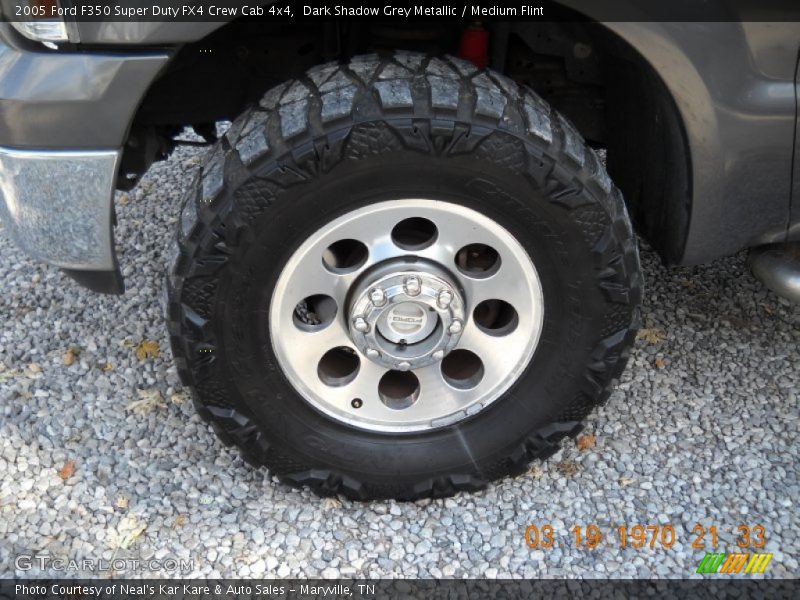 Dark Shadow Grey Metallic / Medium Flint 2005 Ford F350 Super Duty FX4 Crew Cab 4x4