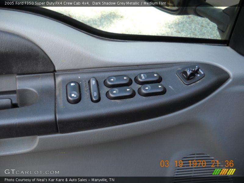 Dark Shadow Grey Metallic / Medium Flint 2005 Ford F350 Super Duty FX4 Crew Cab 4x4