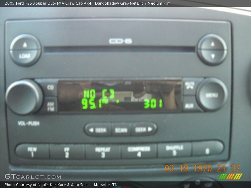 Dark Shadow Grey Metallic / Medium Flint 2005 Ford F350 Super Duty FX4 Crew Cab 4x4