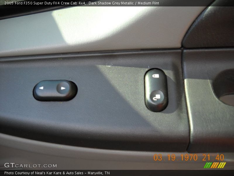 Dark Shadow Grey Metallic / Medium Flint 2005 Ford F350 Super Duty FX4 Crew Cab 4x4