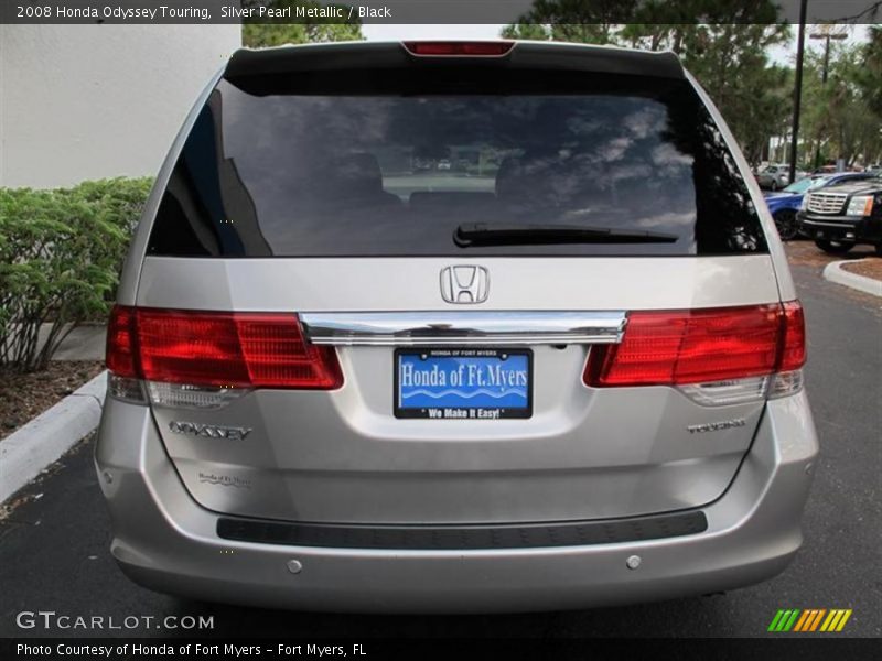 Silver Pearl Metallic / Black 2008 Honda Odyssey Touring