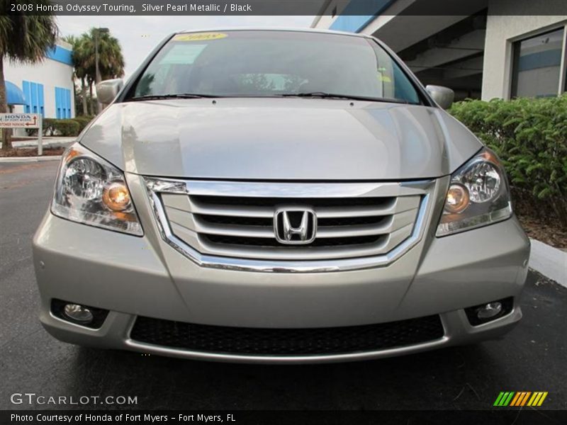 Silver Pearl Metallic / Black 2008 Honda Odyssey Touring