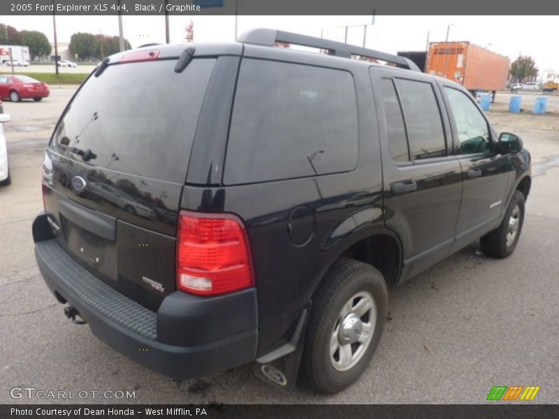 Black / Graphite 2005 Ford Explorer XLS 4x4