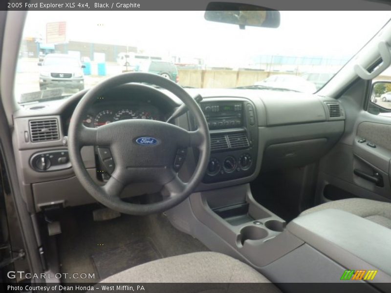 Black / Graphite 2005 Ford Explorer XLS 4x4