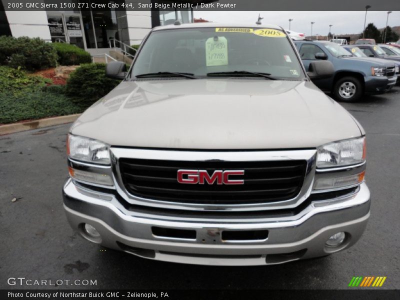 Sand Beige Metallic / Dark Pewter 2005 GMC Sierra 1500 Z71 Crew Cab 4x4