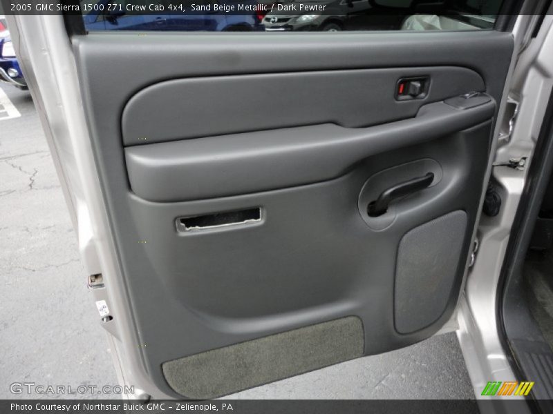 Sand Beige Metallic / Dark Pewter 2005 GMC Sierra 1500 Z71 Crew Cab 4x4