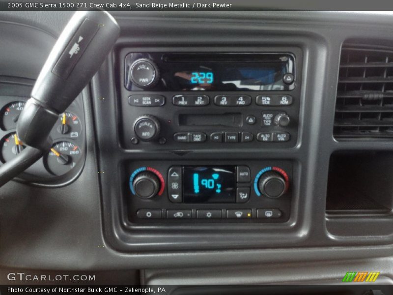 Sand Beige Metallic / Dark Pewter 2005 GMC Sierra 1500 Z71 Crew Cab 4x4