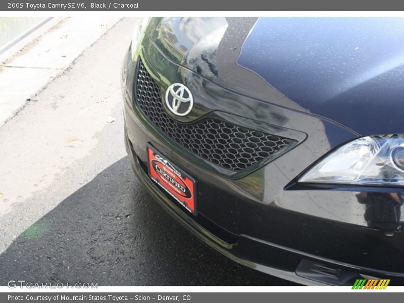 Black / Charcoal 2009 Toyota Camry SE V6