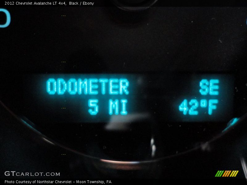 Black / Ebony 2012 Chevrolet Avalanche LT 4x4