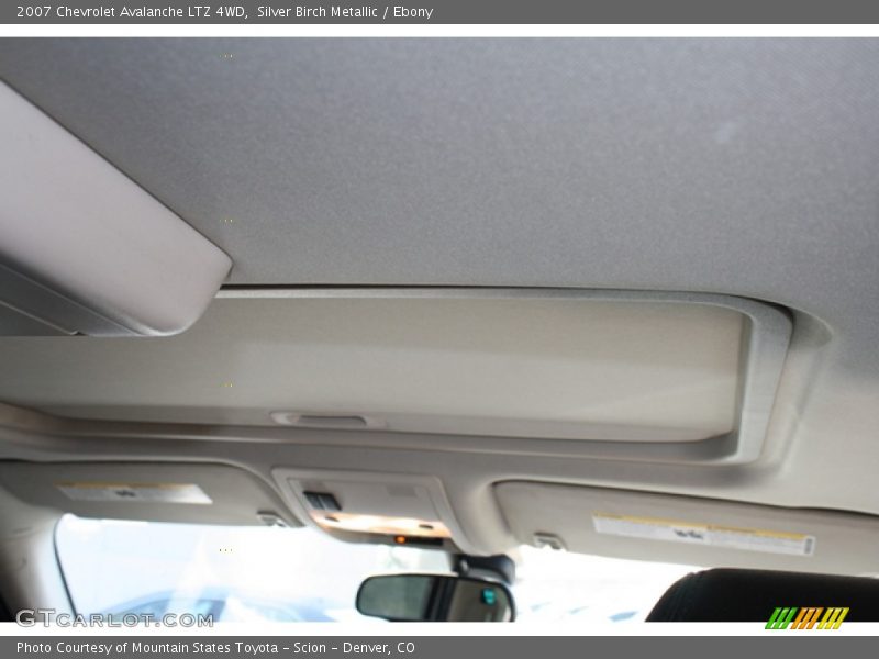 Silver Birch Metallic / Ebony 2007 Chevrolet Avalanche LTZ 4WD