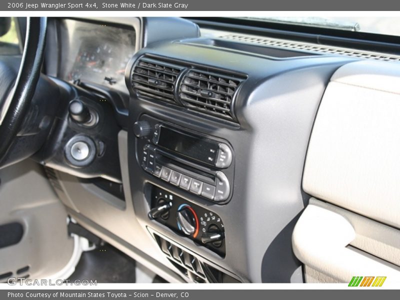 Stone White / Dark Slate Gray 2006 Jeep Wrangler Sport 4x4