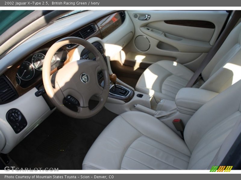 British Racing Green / Ivory 2002 Jaguar X-Type 2.5