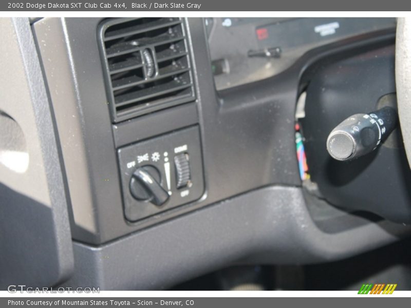 Black / Dark Slate Gray 2002 Dodge Dakota SXT Club Cab 4x4