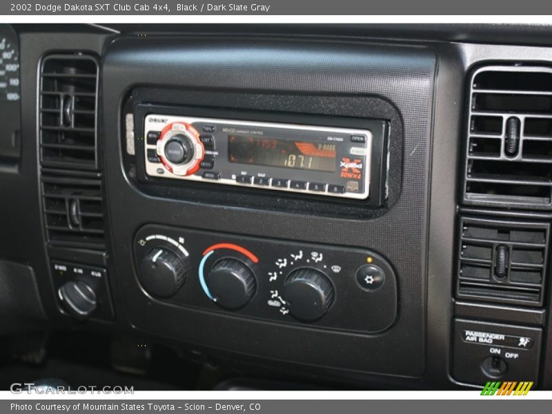 Black / Dark Slate Gray 2002 Dodge Dakota SXT Club Cab 4x4