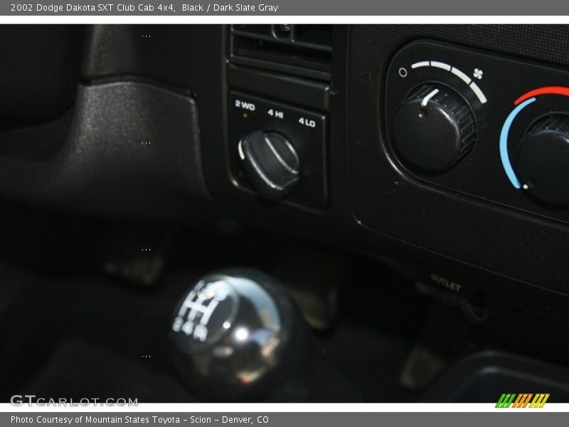Black / Dark Slate Gray 2002 Dodge Dakota SXT Club Cab 4x4