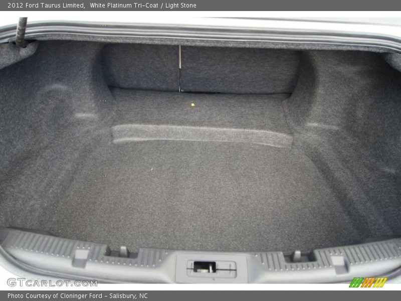  2012 Taurus Limited Trunk