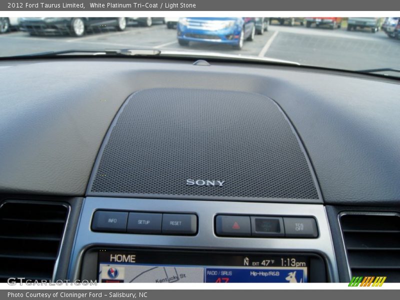White Platinum Tri-Coat / Light Stone 2012 Ford Taurus Limited