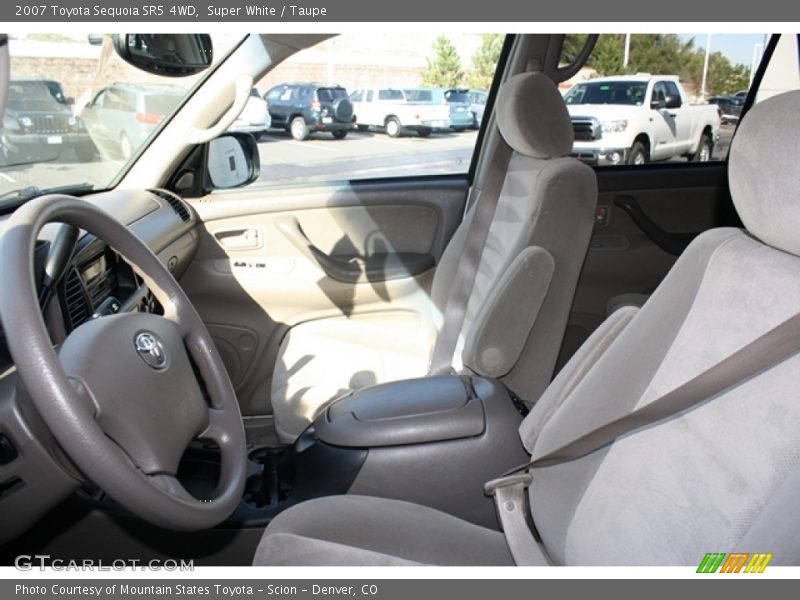 Super White / Taupe 2007 Toyota Sequoia SR5 4WD