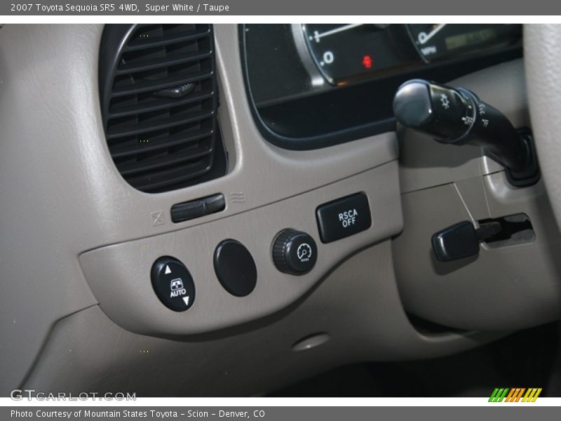 Super White / Taupe 2007 Toyota Sequoia SR5 4WD