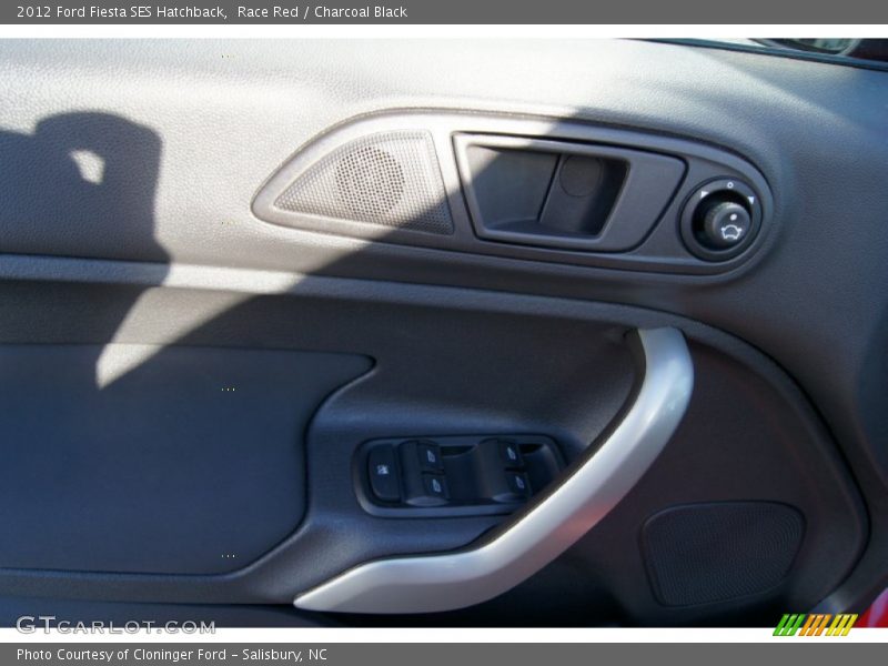 Race Red / Charcoal Black 2012 Ford Fiesta SES Hatchback