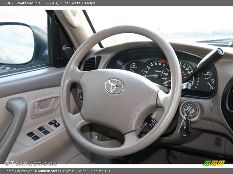 Super White / Taupe 2007 Toyota Sequoia SR5 4WD