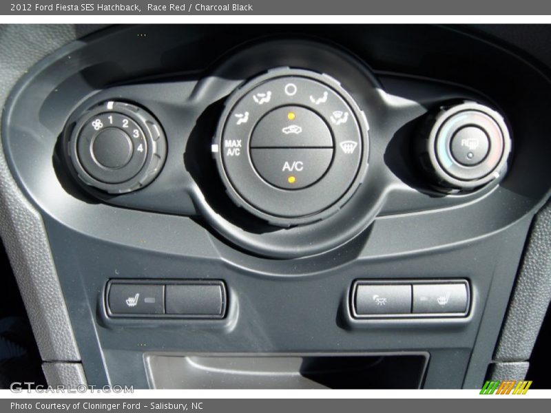 Controls of 2012 Fiesta SES Hatchback