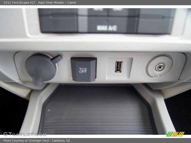 Ingot Silver Metallic / Camel 2012 Ford Escape XLT