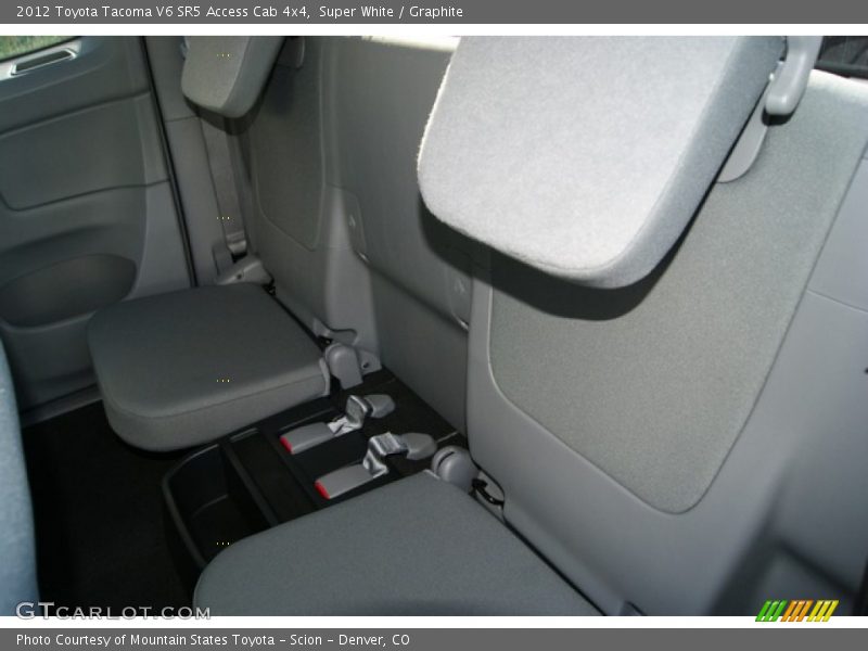 Super White / Graphite 2012 Toyota Tacoma V6 SR5 Access Cab 4x4