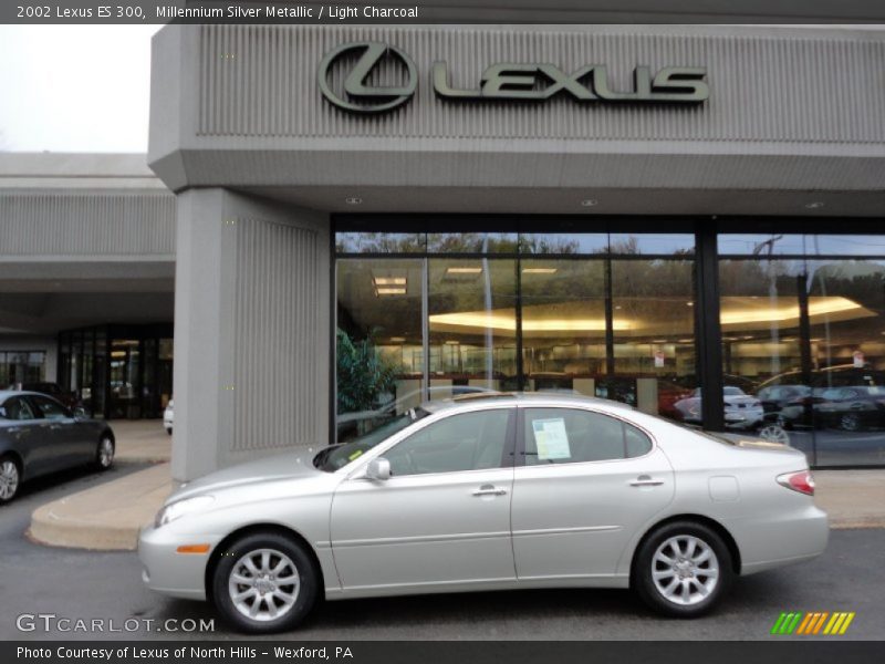 Millennium Silver Metallic / Light Charcoal 2002 Lexus ES 300