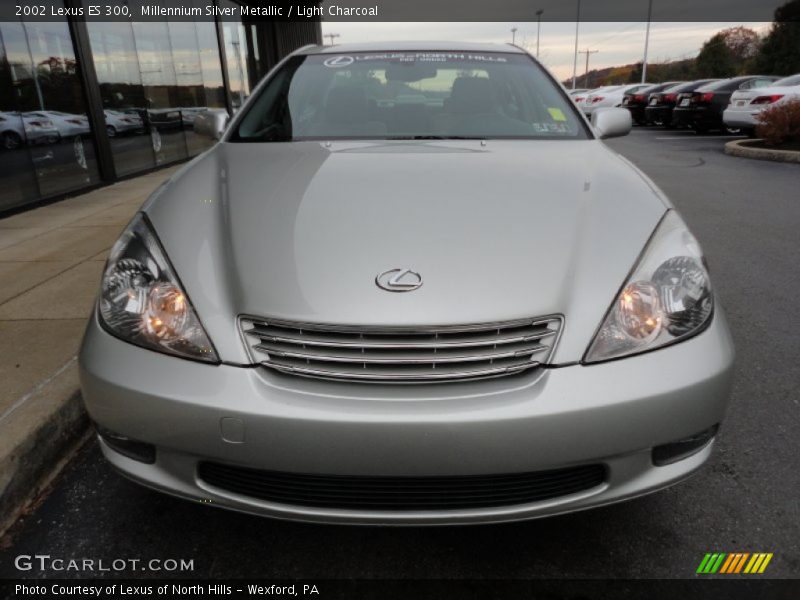Millennium Silver Metallic / Light Charcoal 2002 Lexus ES 300