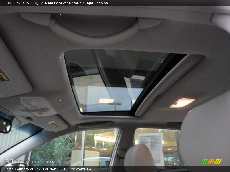 Millennium Silver Metallic / Light Charcoal 2002 Lexus ES 300