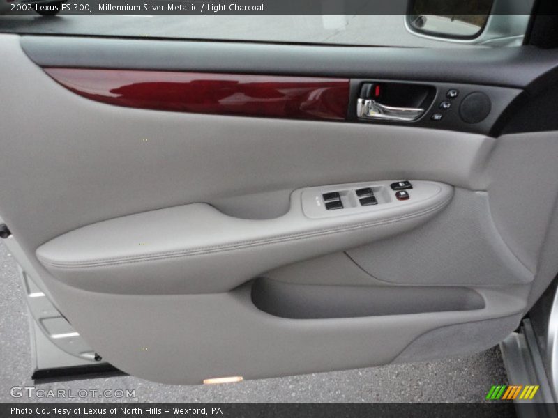 Millennium Silver Metallic / Light Charcoal 2002 Lexus ES 300