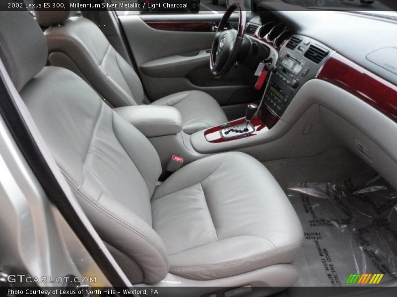 Millennium Silver Metallic / Light Charcoal 2002 Lexus ES 300