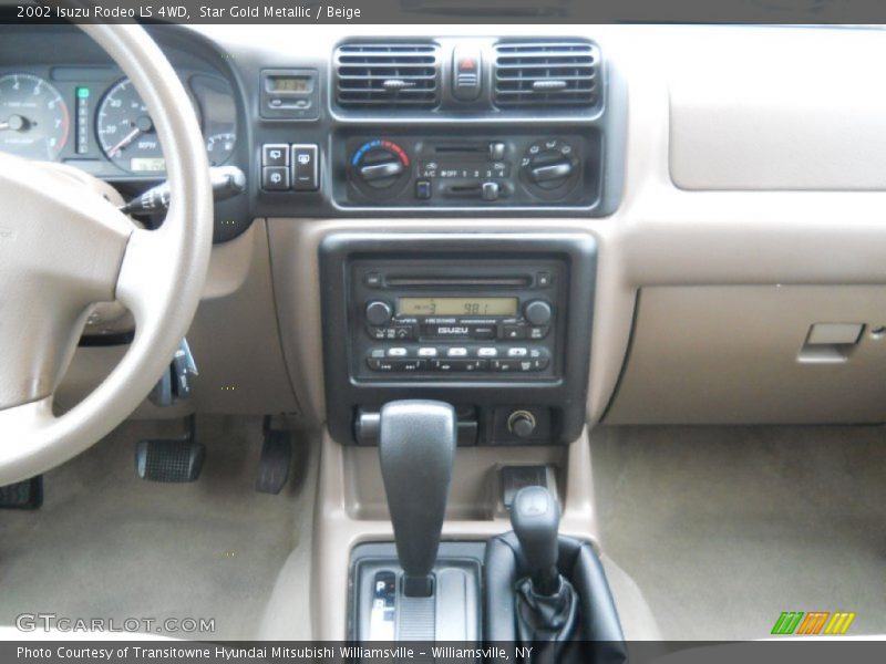 Star Gold Metallic / Beige 2002 Isuzu Rodeo LS 4WD