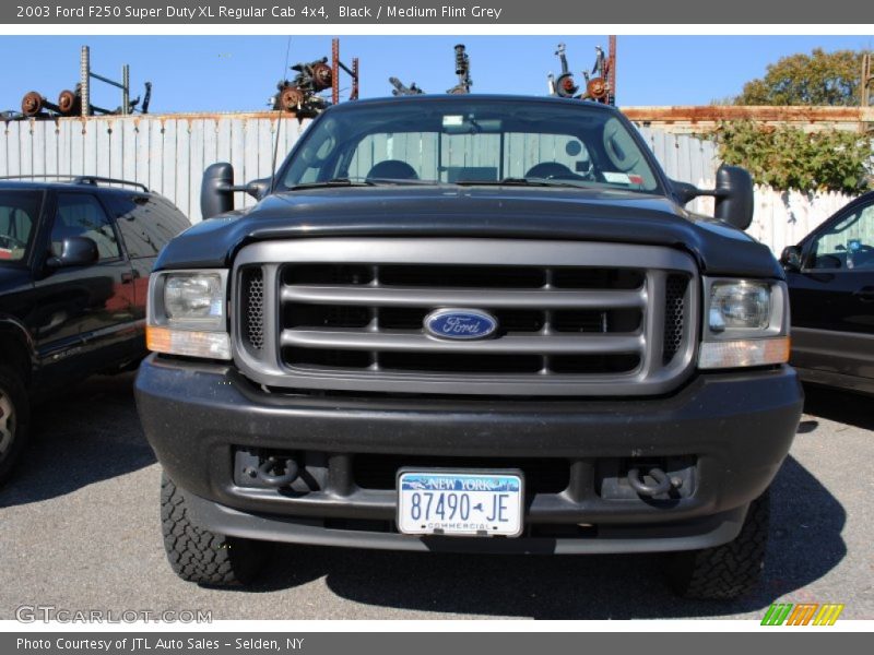 Black / Medium Flint Grey 2003 Ford F250 Super Duty XL Regular Cab 4x4
