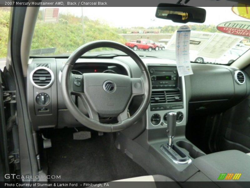Black / Charcoal Black 2007 Mercury Mountaineer AWD