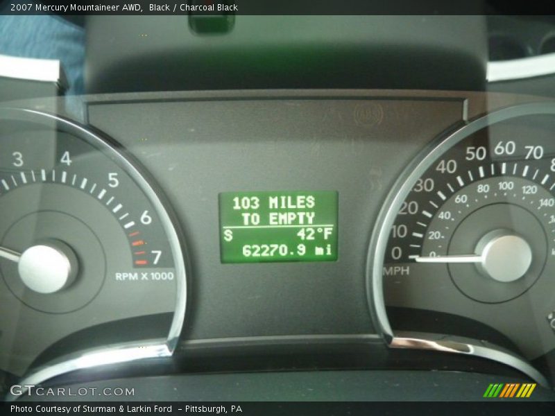 Black / Charcoal Black 2007 Mercury Mountaineer AWD