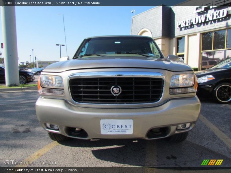 Silver Sand / Neutral Shale 2000 Cadillac Escalade 4WD