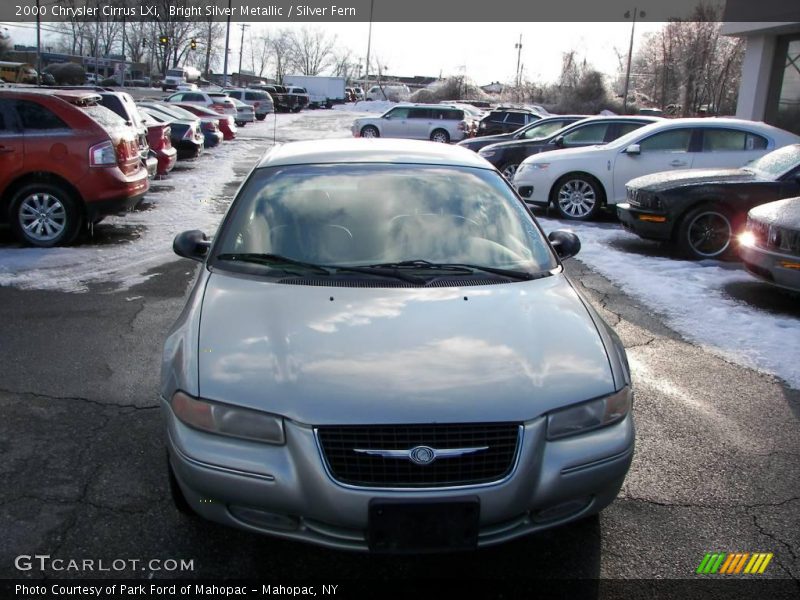 Bright Silver Metallic / Silver Fern 2000 Chrysler Cirrus LXi