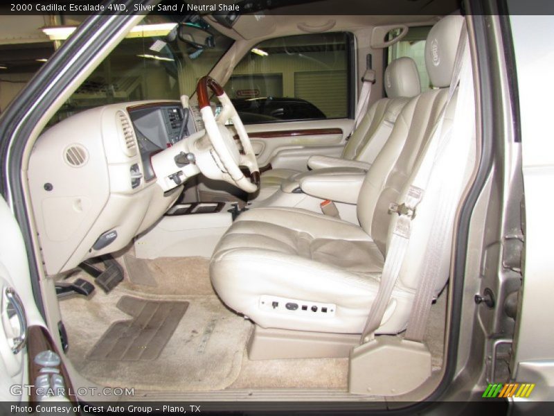  2000 Escalade 4WD Neutral Shale Interior