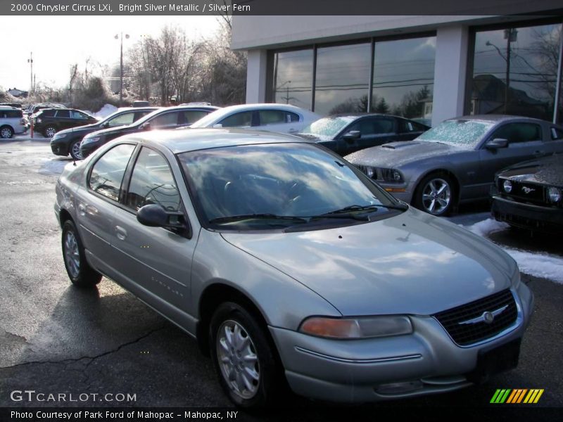 Bright Silver Metallic / Silver Fern 2000 Chrysler Cirrus LXi