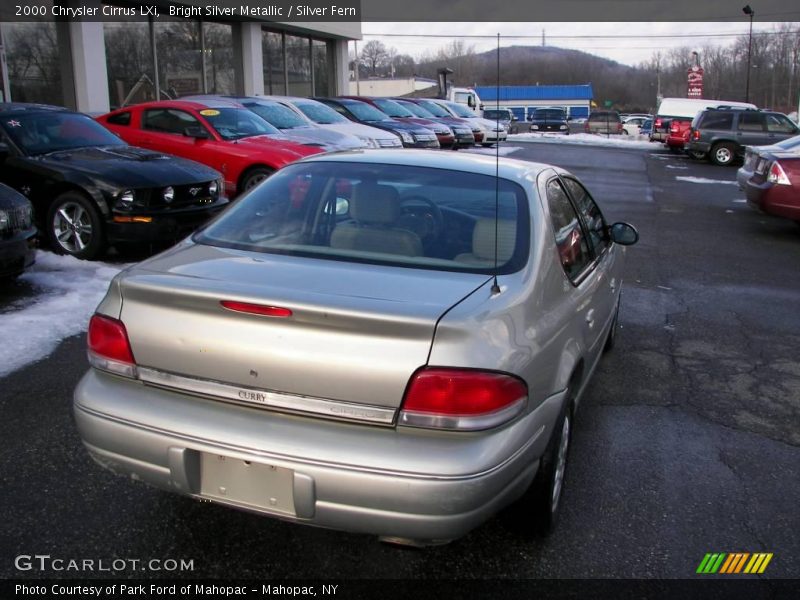 Bright Silver Metallic / Silver Fern 2000 Chrysler Cirrus LXi
