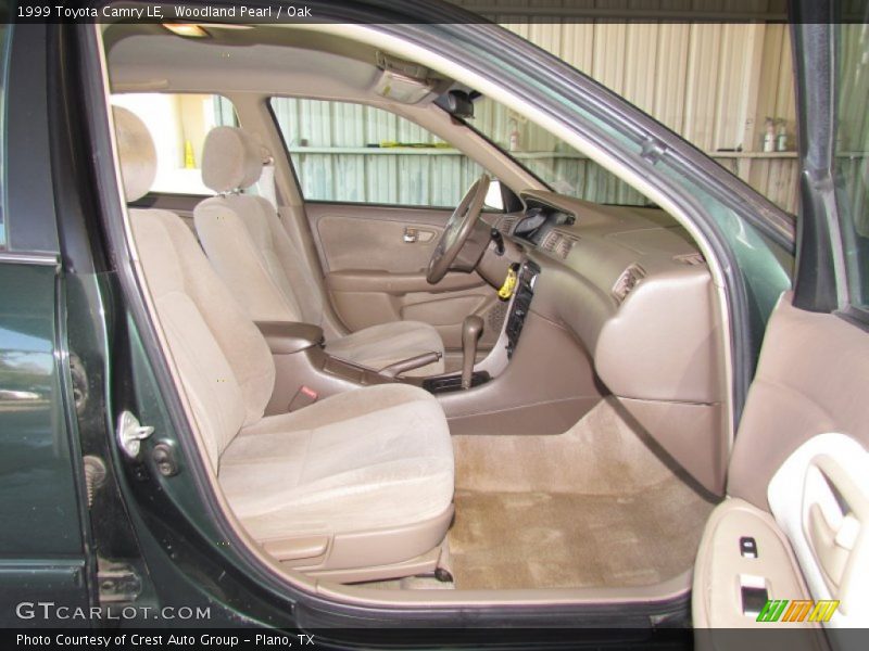Woodland Pearl / Oak 1999 Toyota Camry LE