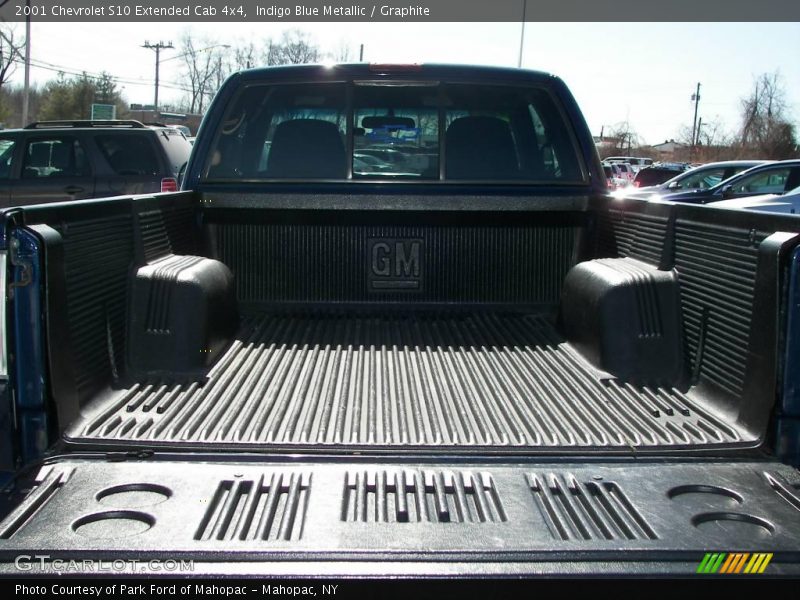 Indigo Blue Metallic / Graphite 2001 Chevrolet S10 Extended Cab 4x4