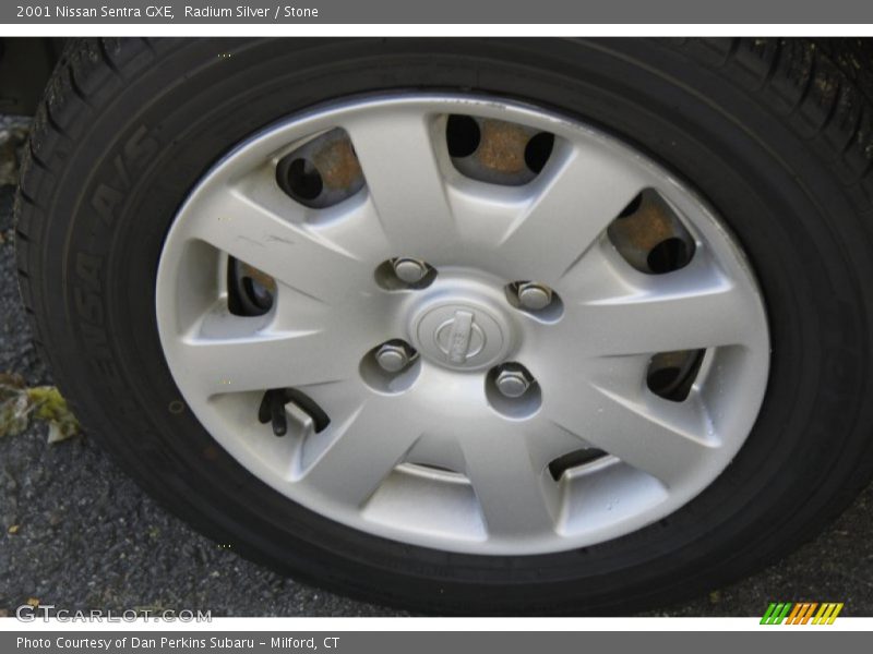 Radium Silver / Stone 2001 Nissan Sentra GXE
